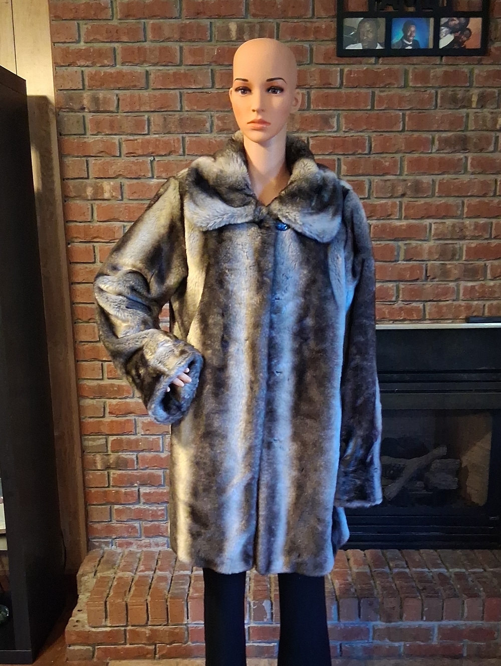 dennis basso Gray Faux Fur Pea Coat